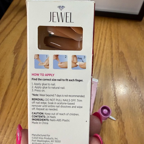 Press-On Nail Bundle 💅✨ NEW - Picture 6 of 9